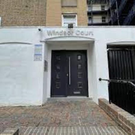 Innit Windsor Brighton ภายนอก รูปภาพ